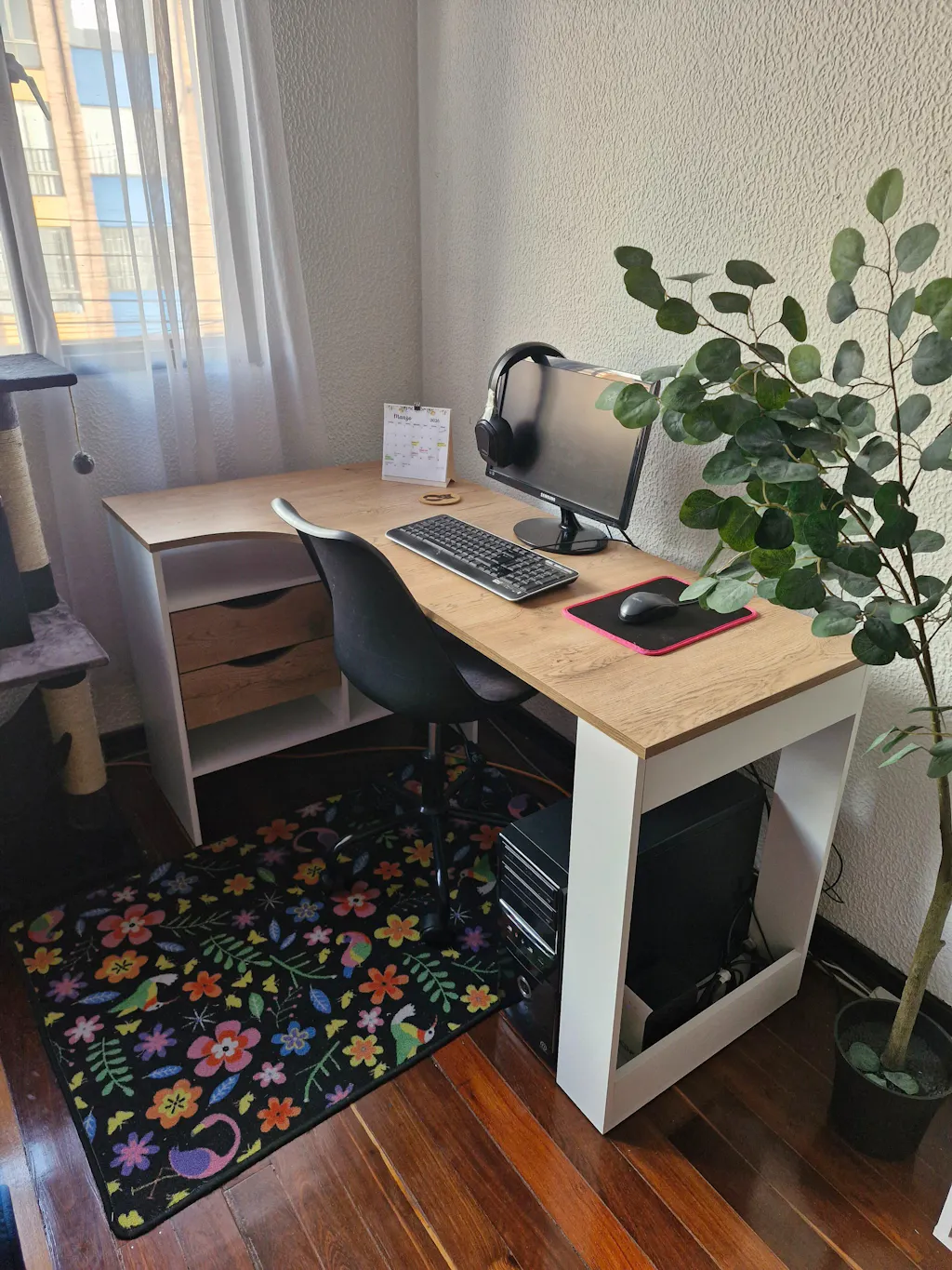 Escritorio Noah, Macadamia y Blanco Vainilla, con Un Cajón y Dos Entrepaños