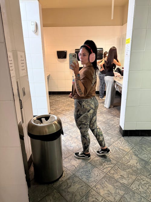 Pinnacle Scrunch Butt Legging - Woodland Camo