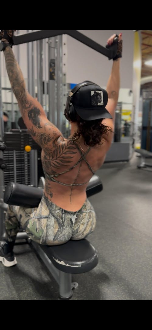 Pinnacle Scrunch Butt Legging - Woodland Camo