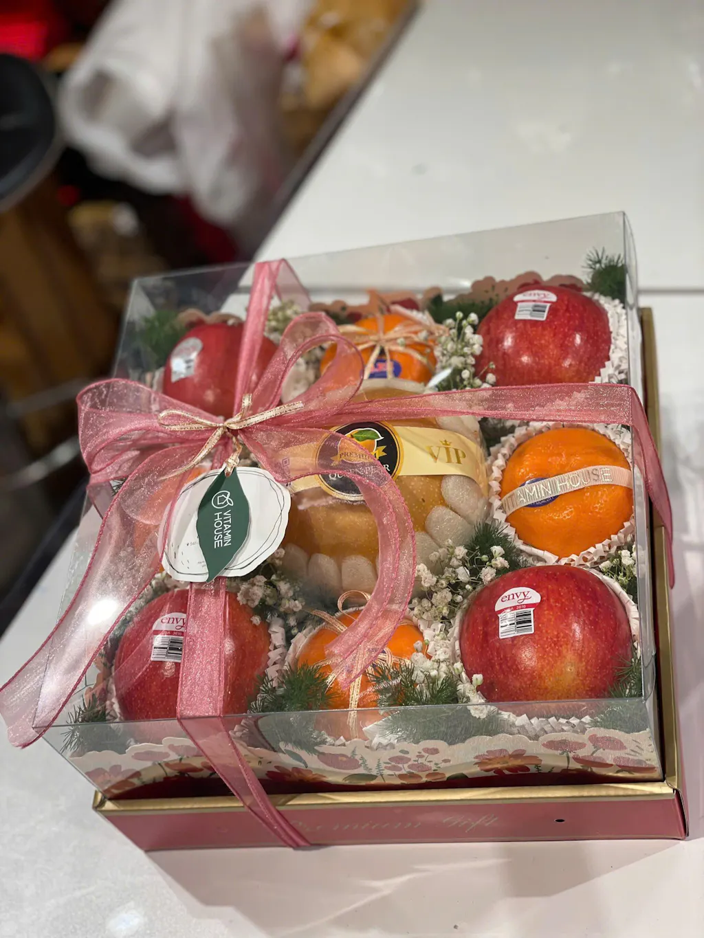 Hộp quà trái cây Bloom & Berry 12 - Lê, Táo Envy Tặng Nhân Dịp 8/3