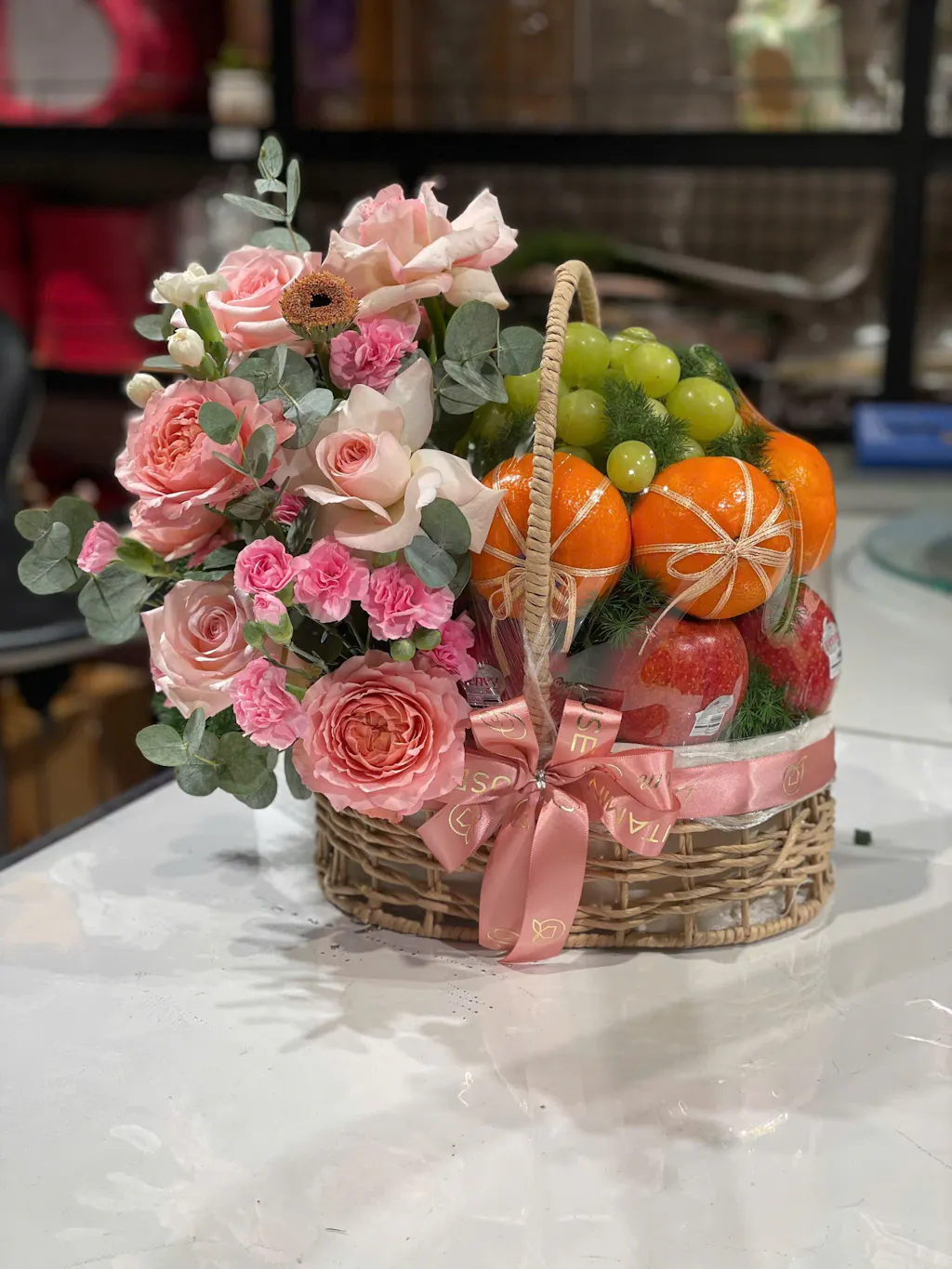 Giỏ Trái Cây Kiwi, Quýt Nhỏ Nhắn Dễ Thương Tặng Khách Hàng