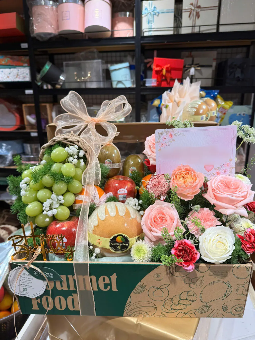 Giỏ Quà Trái Cây Celebration Fruit 05 - Kiwi Vàng, Nho Đỏ, Cam Vàng Mừng Sinh Nhật Đối Tác, Sếp