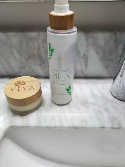 Aromatherapy Milk Cleanser