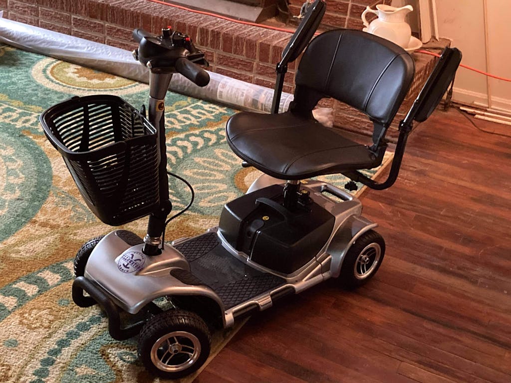 Electric Mobility Scooter Lightweight 4 Wheel Vive Health