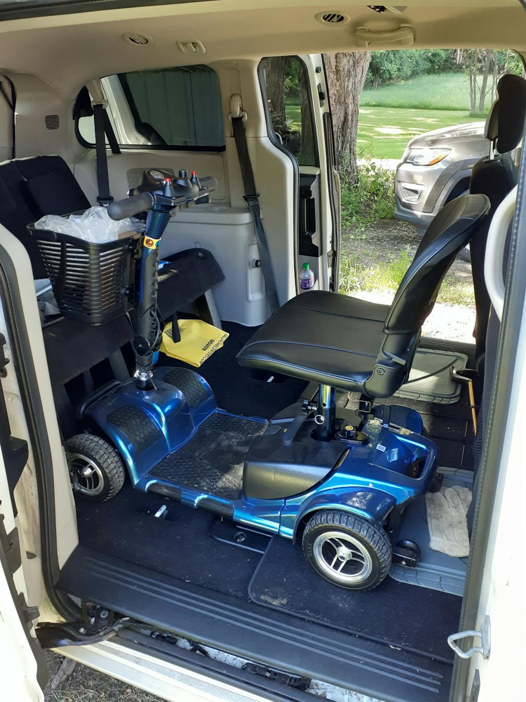 Electric Mobility Scooter Lightweight 4 Wheel Vive Health