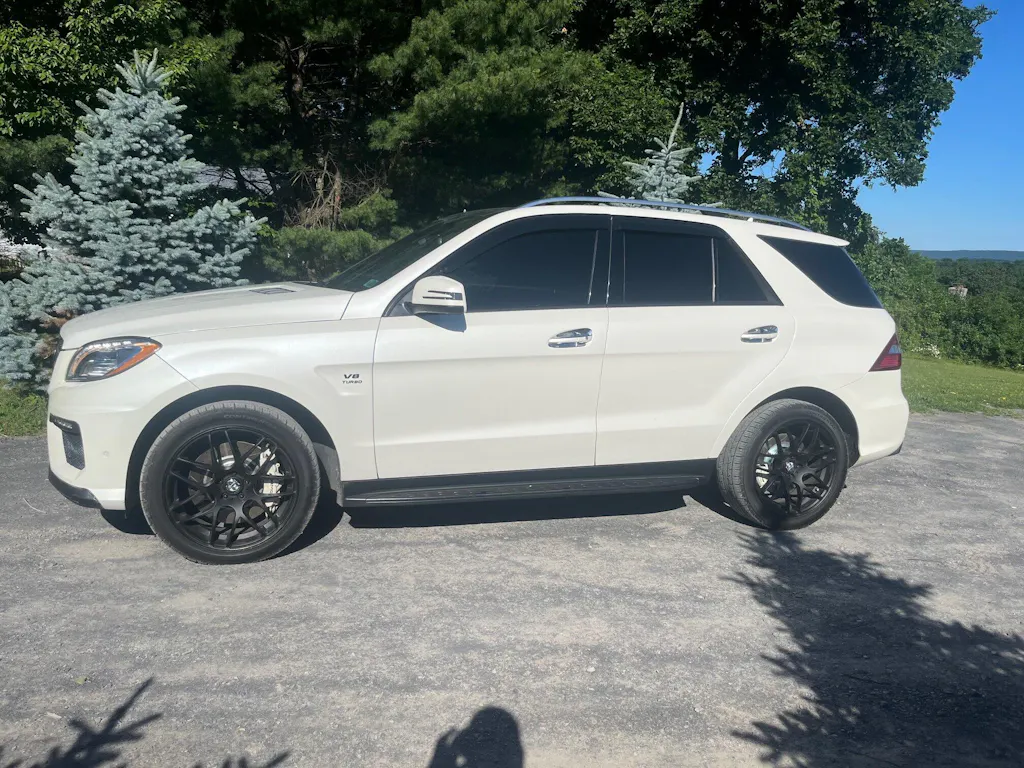 V710FF Matte Graphite
