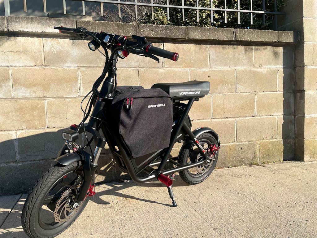 VM Foot Pegs for Seated Electric Scooters VORO MOTORS