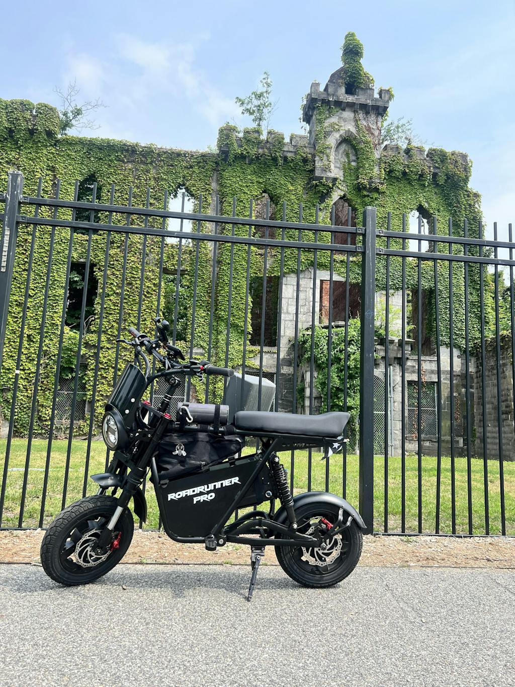 EMOVE RoadRunner Pro Seated Electric Scooter Voromotors