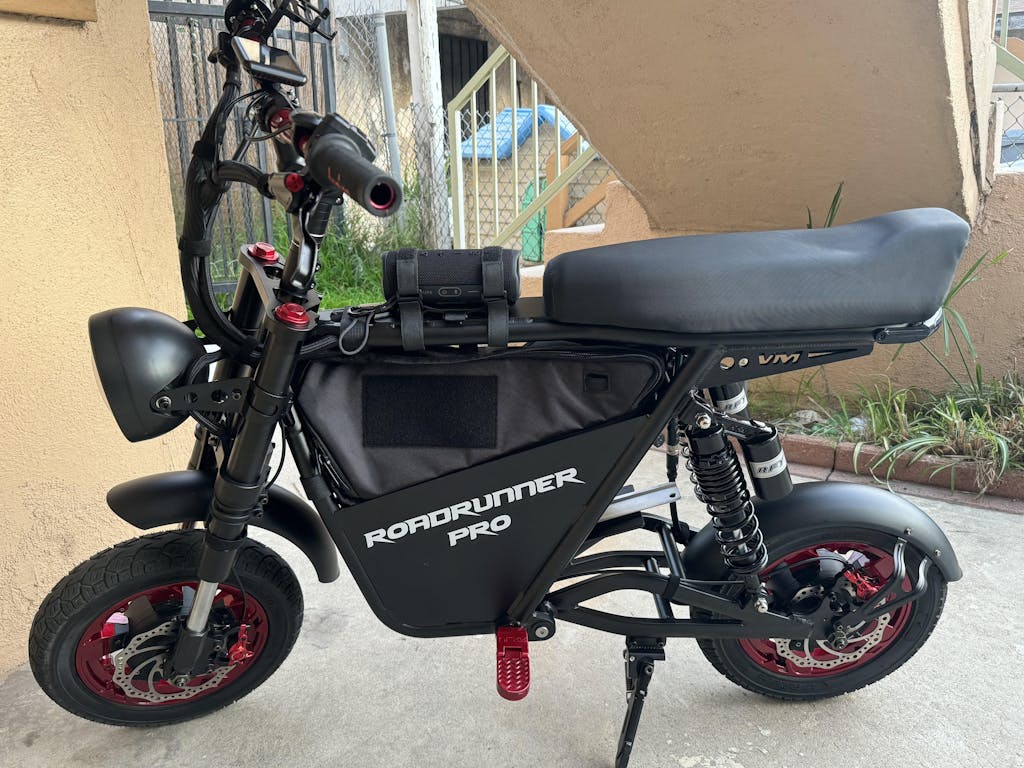 Voro Motors Roadrunner Pro V Medium Pizza Bag For The EMOVE