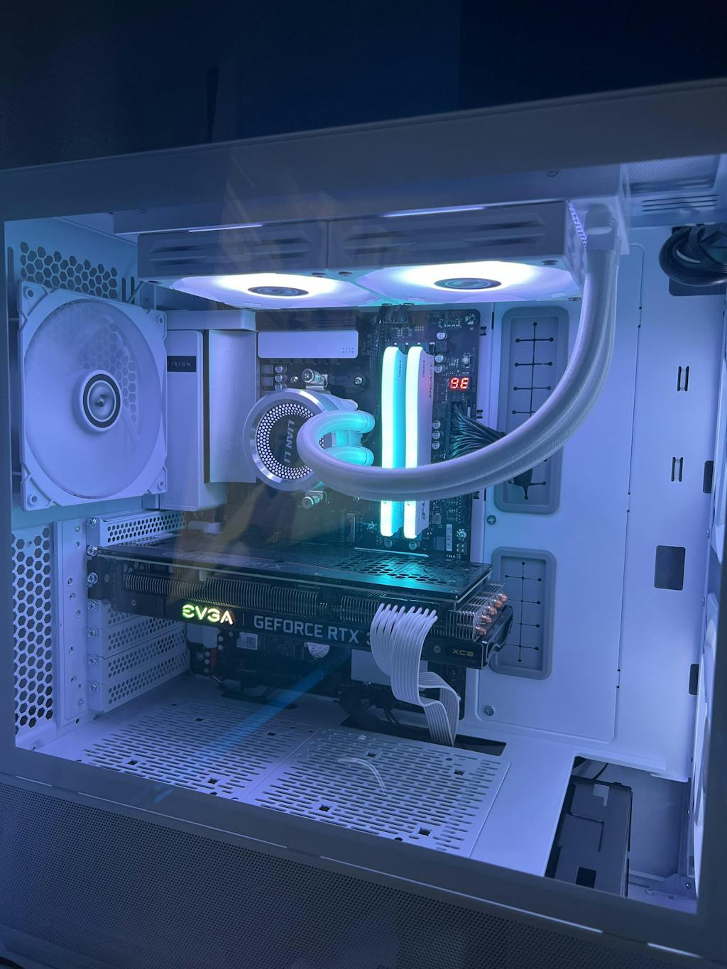 Arctic Custom Vyral Best Gaming & Creating PCs All Backed by a