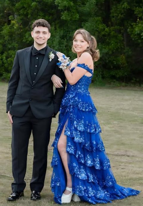 A-Line V Neck Straps Lace Sequins Appliques Tiered Prom Dress WU1223