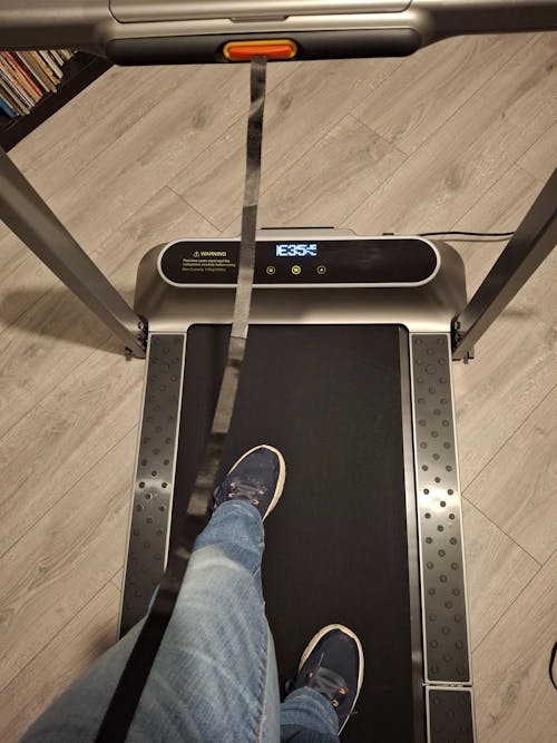 WalkingPad R2 Tapis de course pliable 2 en 1 (Pour Marcher et Courir)