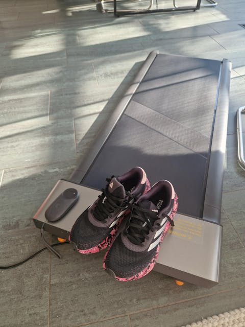 WalkingPad P1 Klappbares Laufband für Schreibtisch