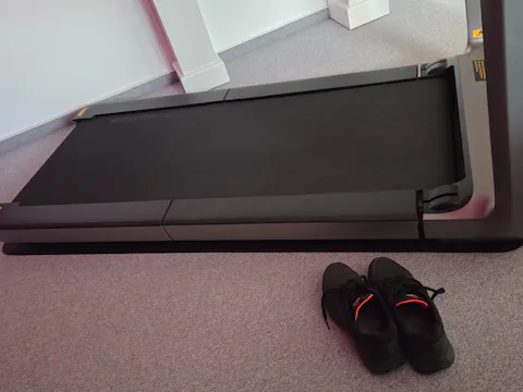 Rutschfeste WalkingPad Fitnessgeräte-Laufband-Bodenmatte (Upgraded Version)