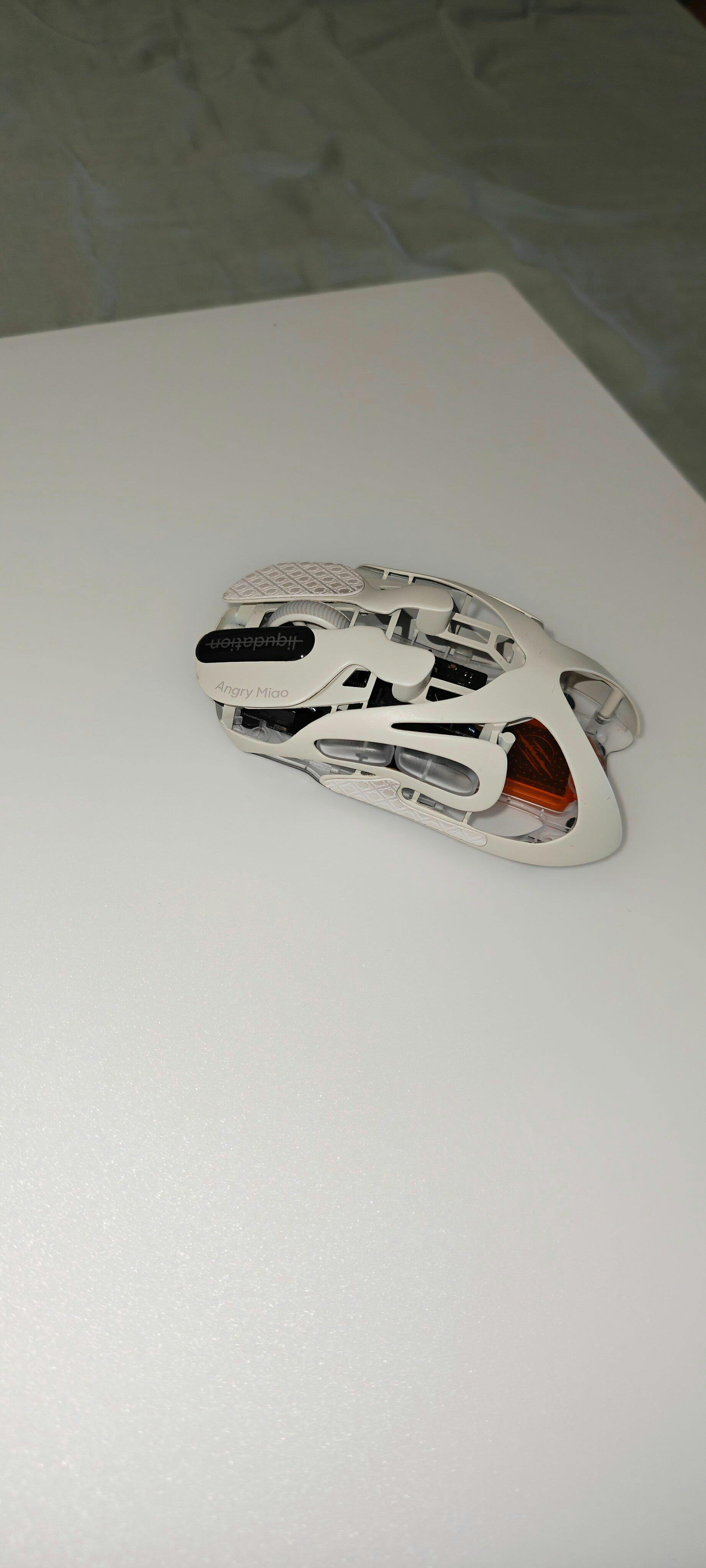 SP-005 (White) Glass Gaming Mousepad | Wallhack