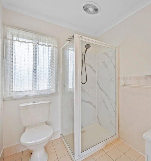 Calacatta Marble Bathroom Wall Panel