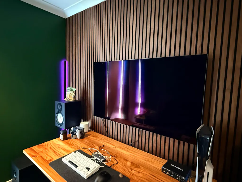 Walnut Wood Wall Panel