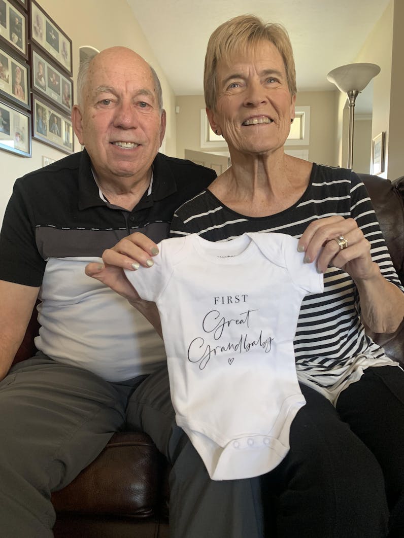 Freeze-Dried Chicken Crisps | Single Ingredient Dog Treats