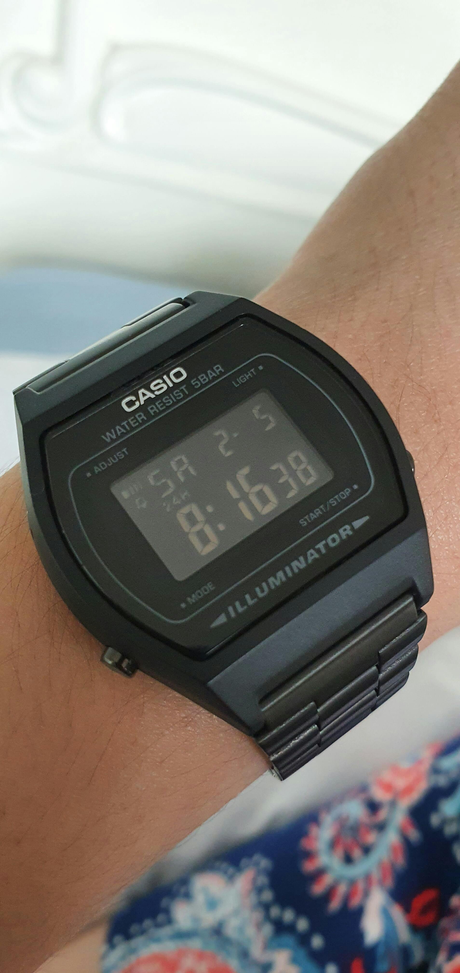 Casio illuminator b640wb best sale