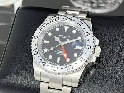 カスタム36mm nh35 mod ピンクダイヤル Custom Built 36mm Datejust Seiko Mod “Watch with Sunburst