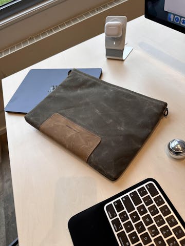 Markus Magnetic Laptop Sleeve for MacBook