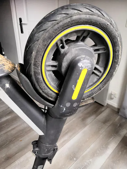 Pneu Tubeless Pour Scooter/trottinette 60/70-6.5 - Colle Vive Intégrée, Excellent Remplacement Neuf