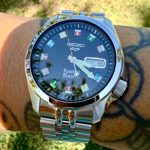 SRPJ63: 'Rowing Blazers' OEM Handsets