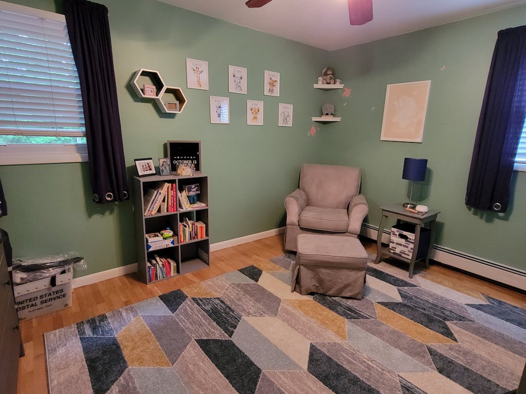 Maddox Blue Modern Geometric Geometric Rug Well Woven