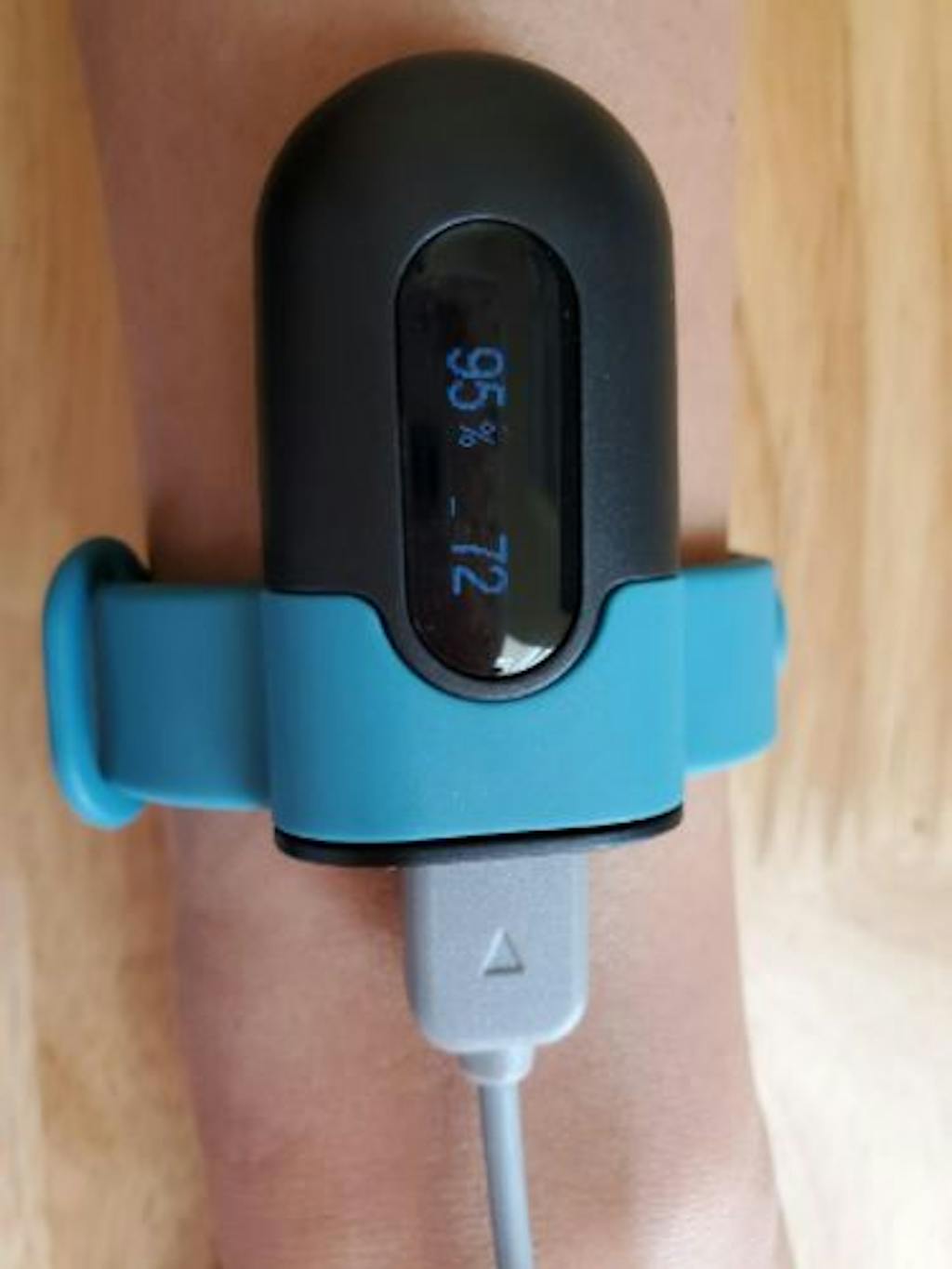 Wellue SleepU Continuous Wrist Oxygen Monitor. Free APP&PC.Track O2