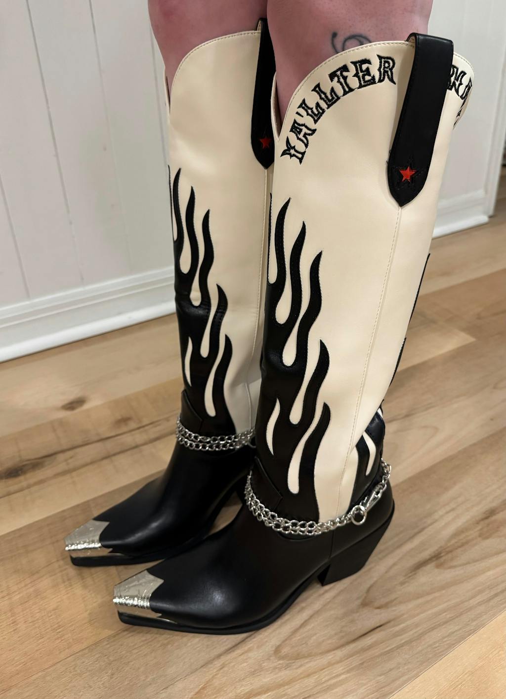 Wetkiss × Ya’llternative Club