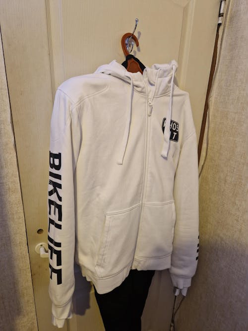 WH05DAT White Armoured Motorcycle Hoodie (Zipped)
