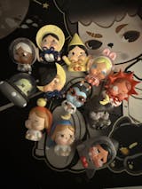 CRYBABY CRYING TO THE MOON-SITTING SERIES FIGURES