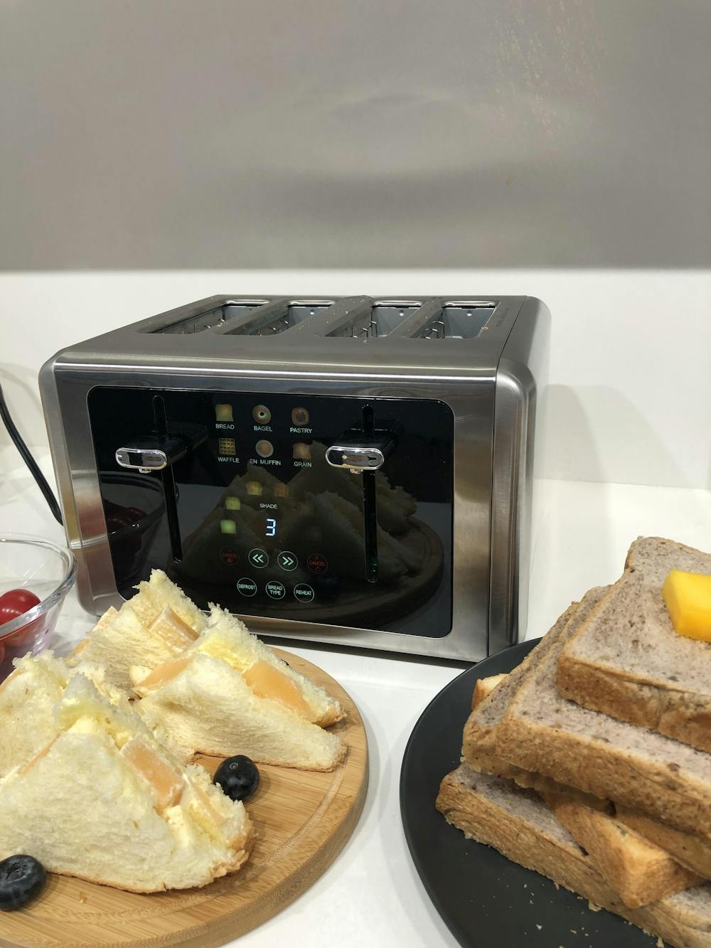 WHALL® Touch Screen Toaster 4 Slice | Stainless Steel, Digital Timer, Sound | 6 Bread Types & Shades