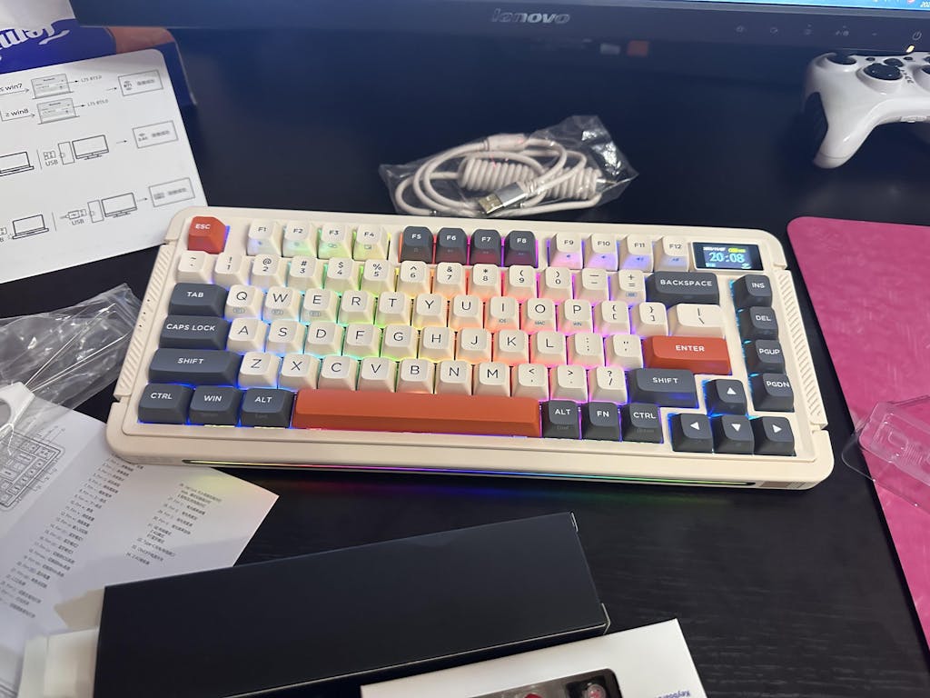 RoyalAxe L75 Keyboard with TFT Display WhatGeek