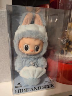 LABUBU Hide and Seek in Singapore Series-Vinyl Plush Doll Pendant, Limited Edition