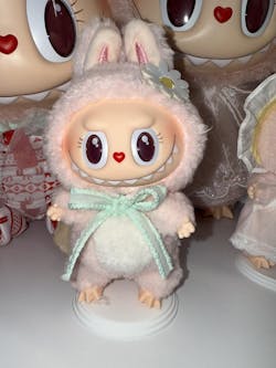 Mokoko Close to Sweet Series Vinyl Face Plush Doll, Mokoko V1