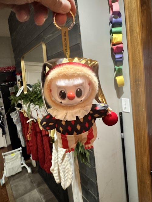 POP MART THE MONSTERS Labubu The Naughty Cashier Vinyl Plush – WHOOPEA