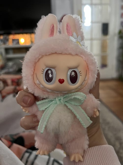 POP MART THE MONSTERS Labubu The Naughty Cashier Vinyl Plush – WHOOPEA