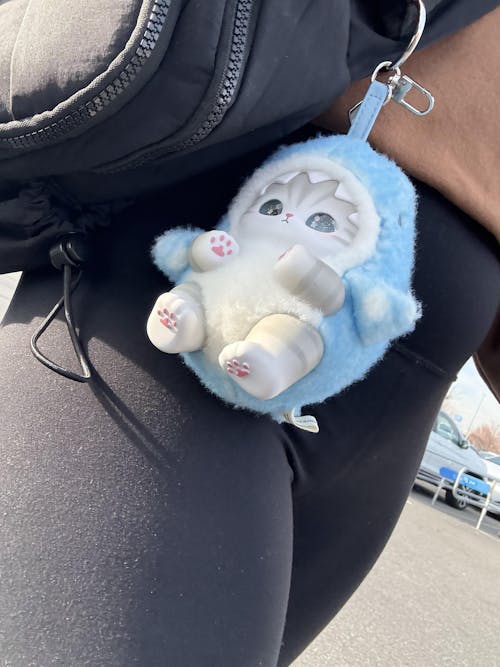 MOKOKO Fall Into Sweaters Series Pendant Blind Box – WHOOPEA