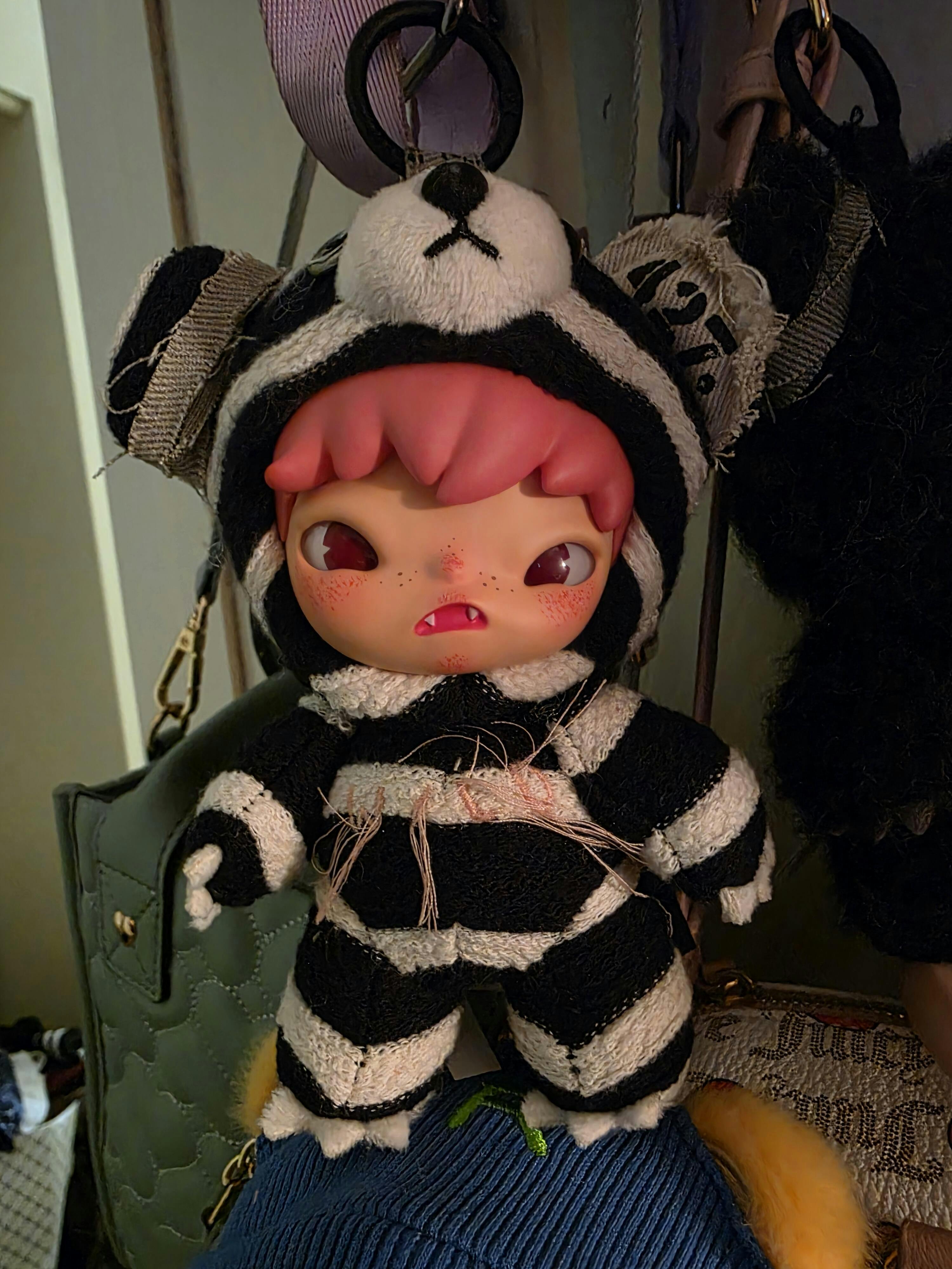 POP MART THE MONSTERS LABUBU 10th Anniversary Icon Vinyl Figure