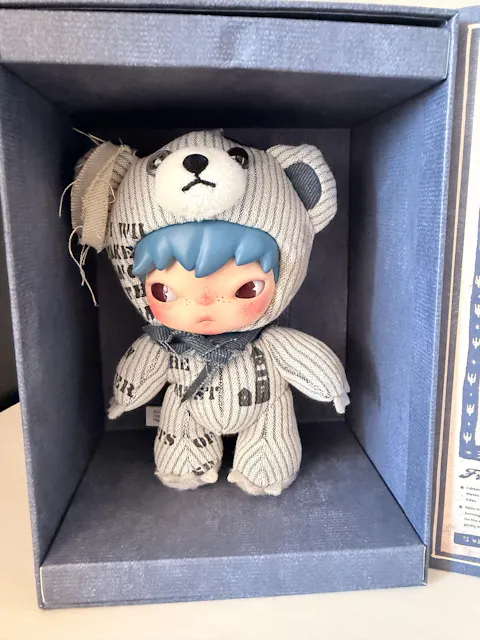 POP MART Hirono Freedom Island Series Plush Doll Hanging Card, UK Exclusive