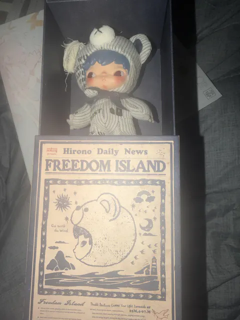 POP MART Hirono Freedom Island Series Plush Doll Hanging Card, UK Exclusive
