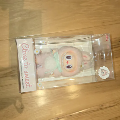 Mokoko Close to Sweet Series Vinyl Face Plush Doll, Mokoko V1