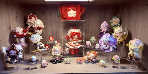 POP BEAN SKULLPANDA Petals in Four Acts Series Mini Beans Blind Box