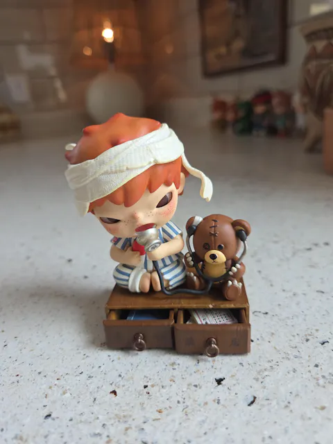 POP MART Hirono Well Pharmacy Series Figure Hanging Card
