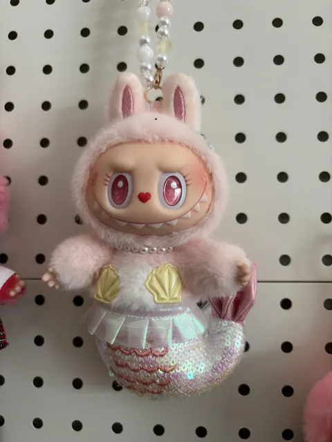 POP MART THE MONSTERS De Vliegende Labubu Series Mermaid Mokoko Hanging Card, POP LAND Exclusive