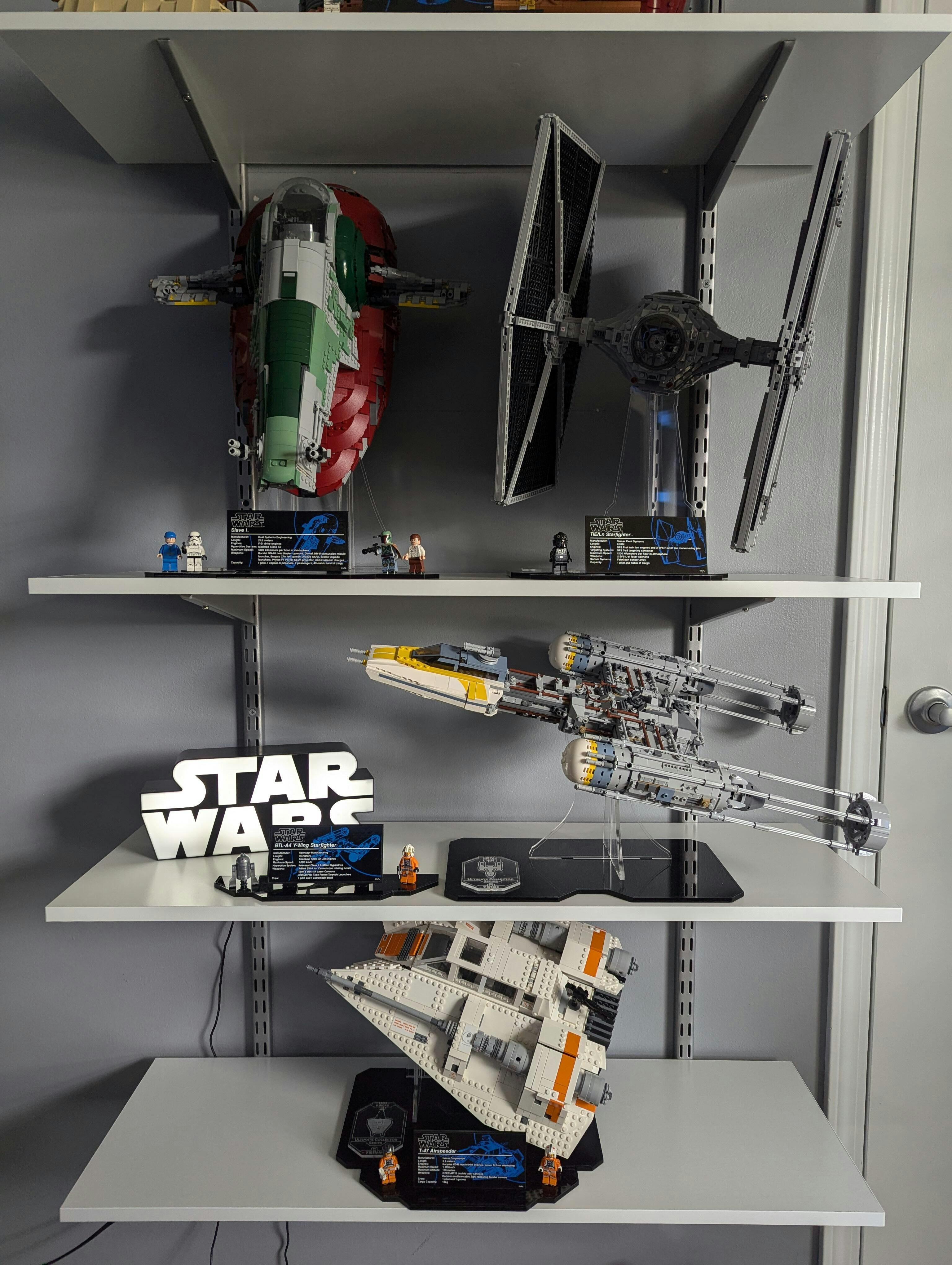 Display Stand for LEGO® Star Wars™ UCS Y-Wing (75181