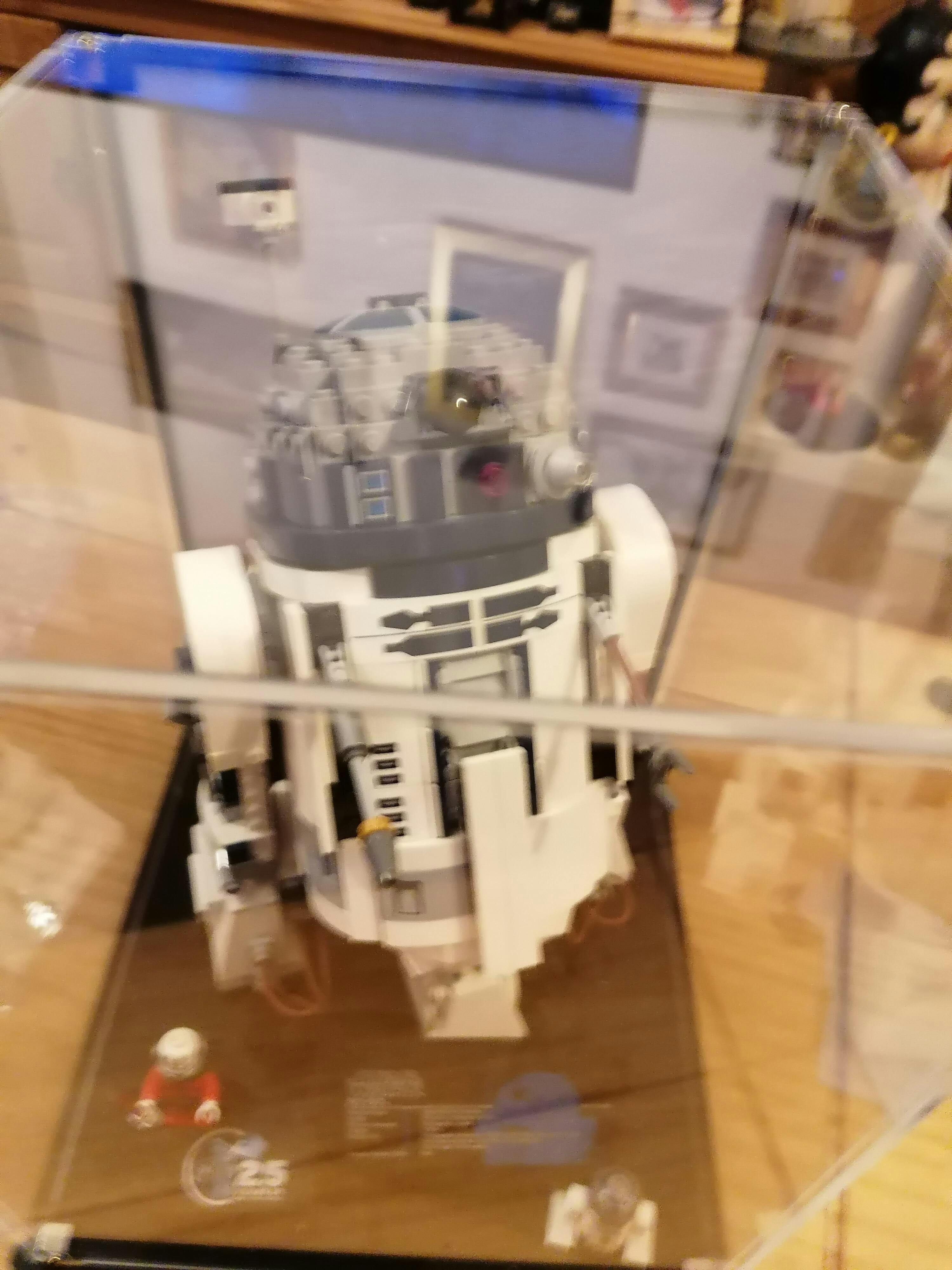 R2-D2専用ディスプレイケース Amazon | デアゴスティーニ 週刊 スター・ウォーズ R2-D2をつくる 全