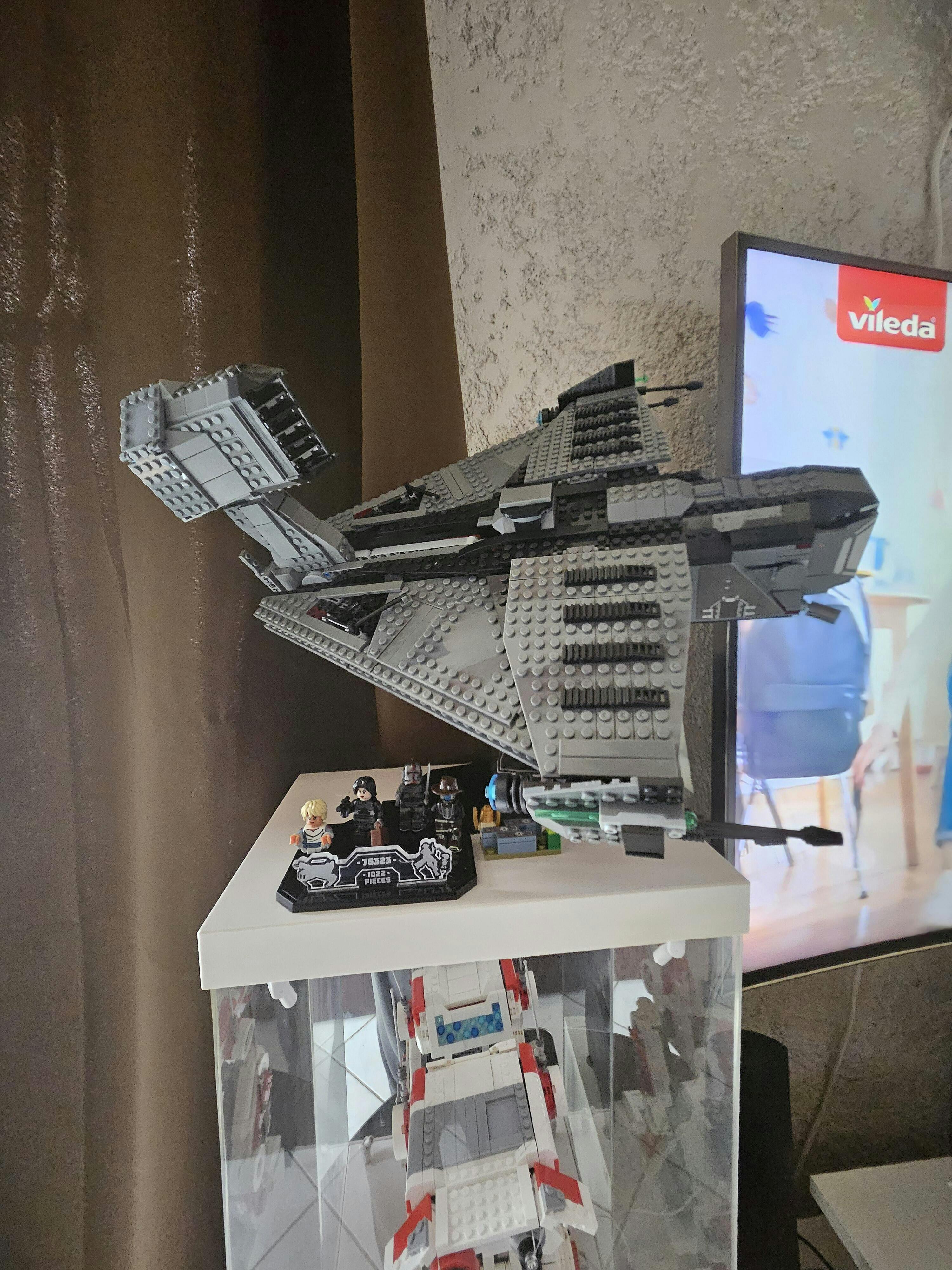 Display Stand for LEGO® Star Wars™ The Justifier (75323) — Wicked