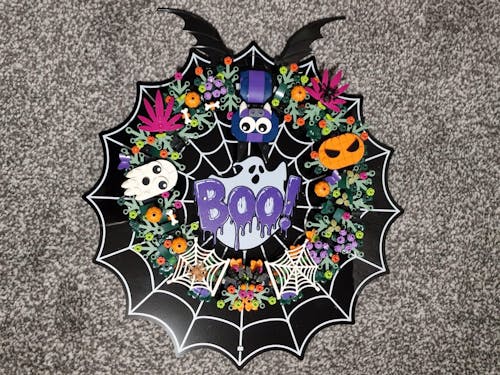 Limited Edition Wall Mounted Display Stand for LEGO® Halloween Wreath (40825)